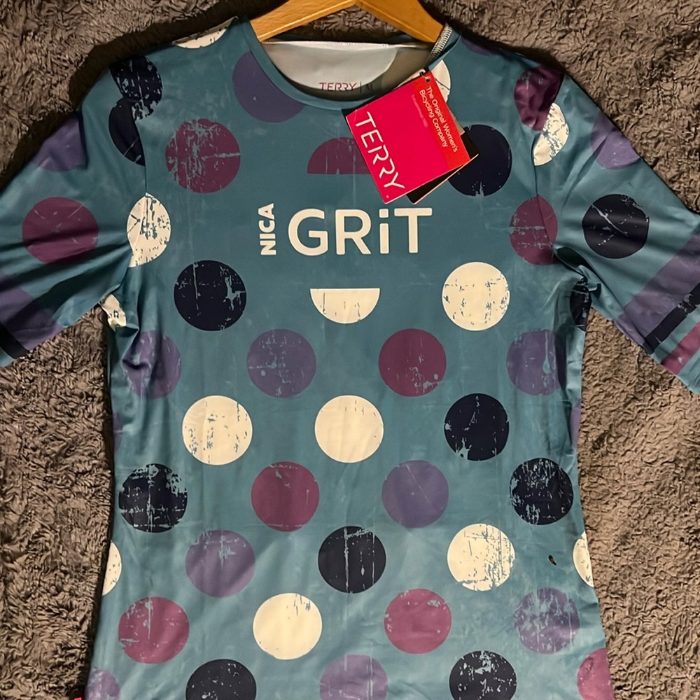 Brand new with tags short sleeve blue/ bicycle print T-shirt  medium TERRY